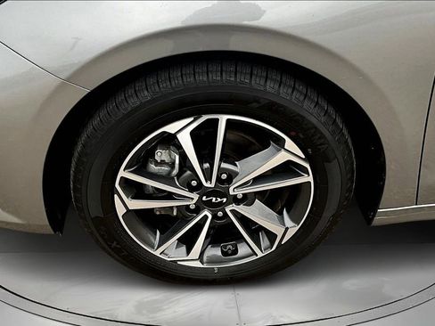 Used 2022 Kia Forte LXS image 29