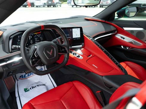 Used 2020 Chevrolet Corvette Stingray Preferred Cpe w/ 2LT Preferred Equipment Group RWD image 18