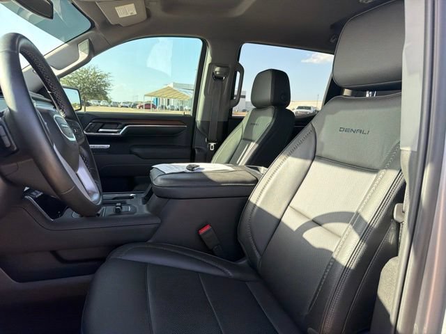 Used 2025 GMC Sierra 1500 Denali AWD/4WD image 11