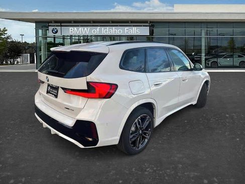 Certified 2026 BMW X1 xDrive28i w/ Technology Package AWD/4WD image 9