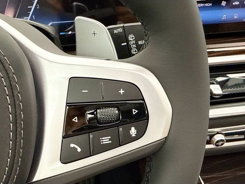 New 2026 BMW X5 sDrive40i w/ M Sport Package RWD image 13