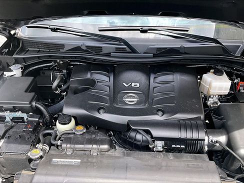 Used 2024 Nissan Armada Platinum w/ Captain's Chairs Package RWD image 32