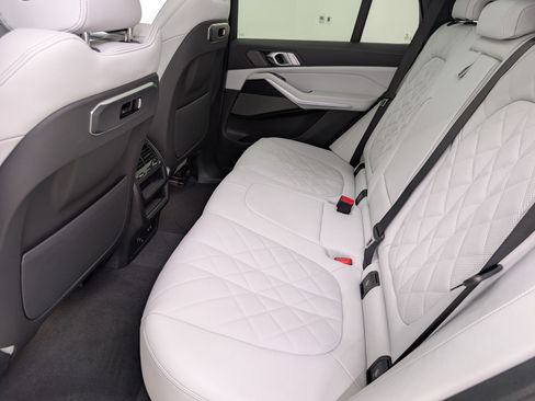 New 2026 BMW X5 sDrive40i w/ M Sport Package RWD image 15