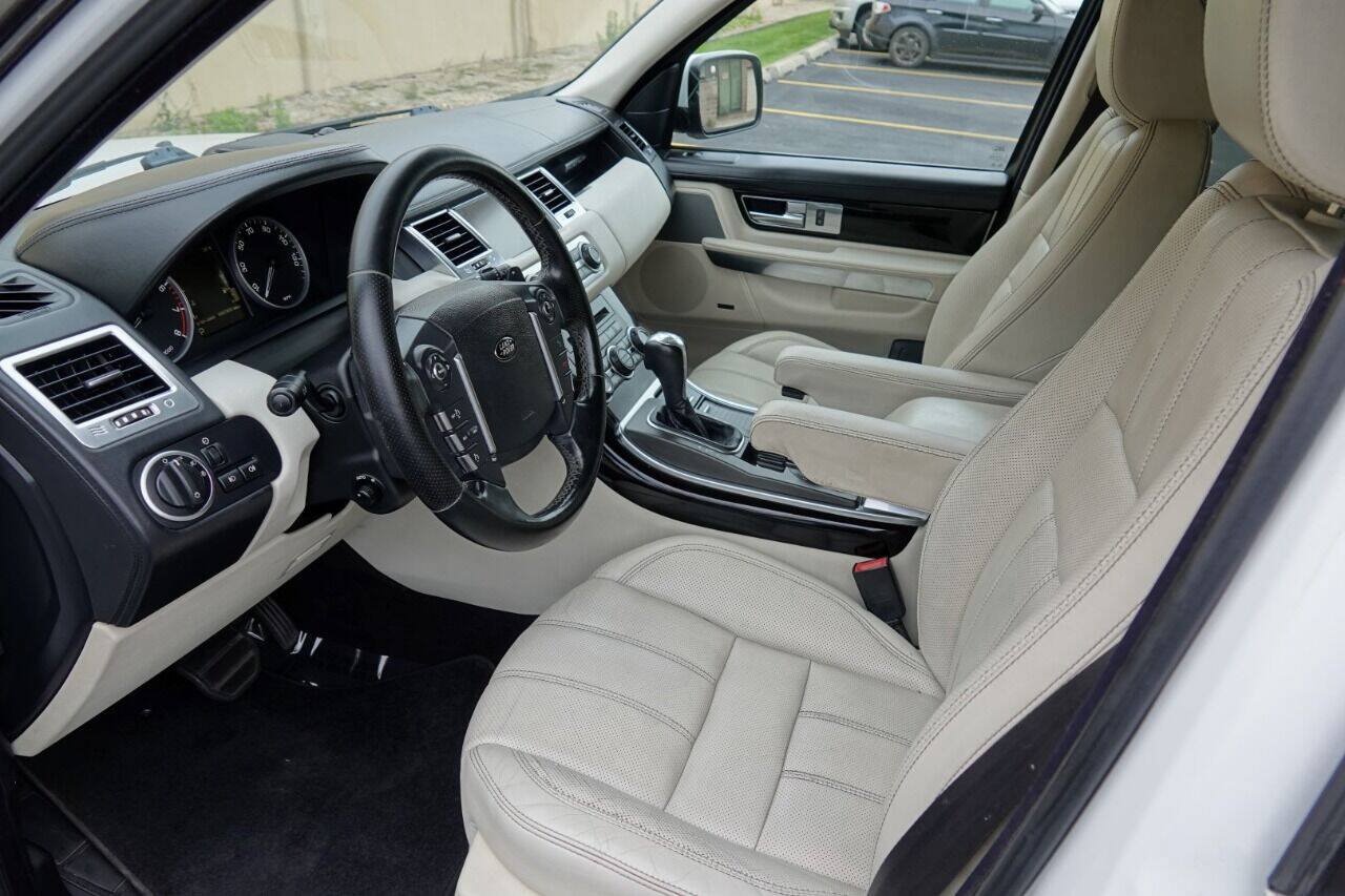 Used 2011 Land Rover Range Rover Sport Supercharged AWD/4WD image 5