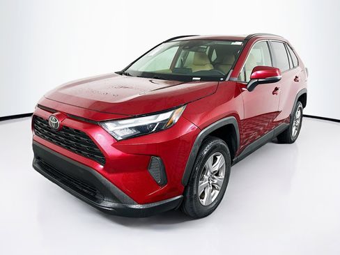 Used 2023 Toyota RAV4 XLE w/ Convenience Package image 7