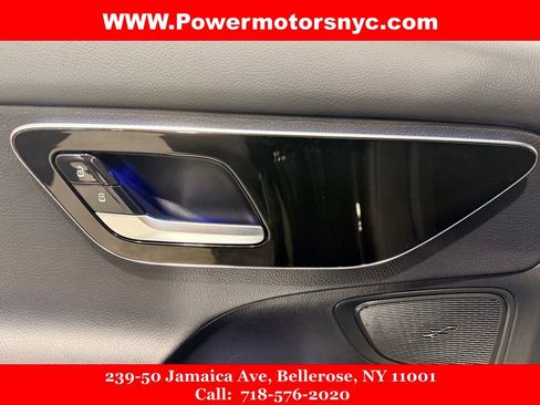 Used 2022 Mercedes-Benz C 300 4MATIC Sedan w/ Pinnacle Trim Package image 44