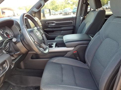 Used 2024 RAM 1500 Big Horn AWD/4WD image 9