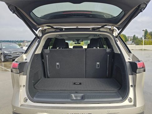 New 2026 INFINITI QX60 Luxe w/ Cargo Package image 17
