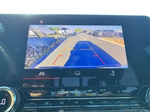 Used 2024 GMC Canyon Elevation w/ Convenience Package image 23