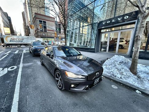 Certified 2023 Volvo S60 B5 Plus w/ Climate Package image 1
