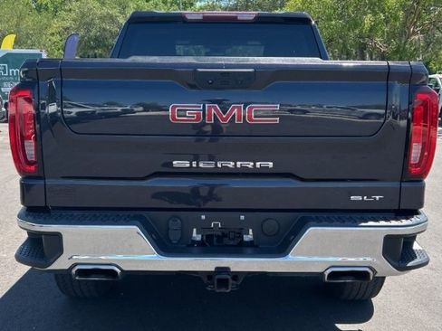 Used 2023 GMC Sierra 1500 SLT w/ SLT Premium Package image 4