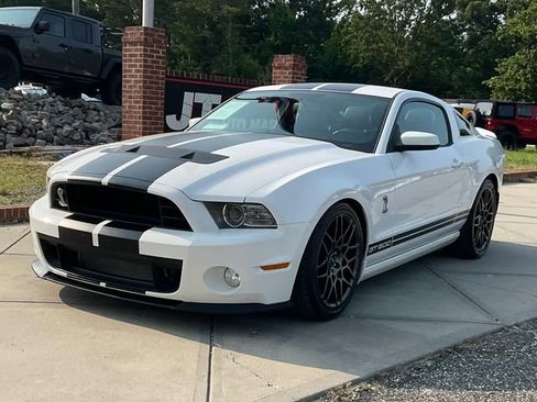 Used 2013 Ford Mustang Shelby GT500 image 3