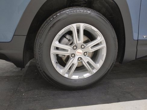 Used 2024 GMC Terrain SLE w/ Driver Convenience Package AWD/4WD image 31