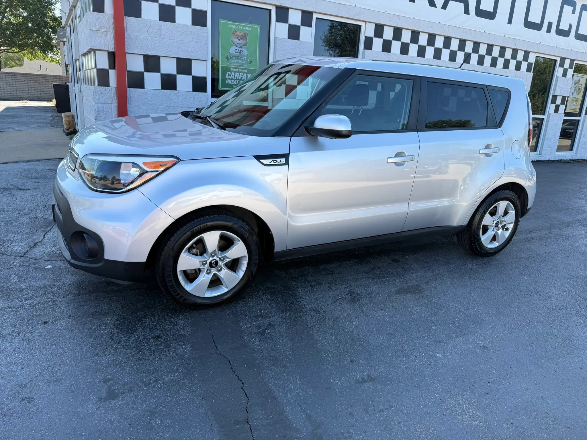 Used 2019 Kia Soul FWD image 3