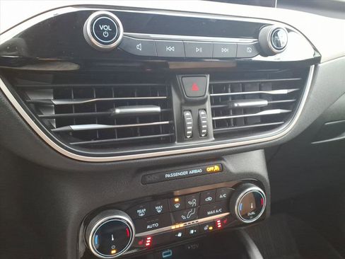 Certified 2022 Ford Escape SEL image 22