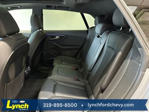 Used 2022 Audi Q8 Premium Plus w/ Premium Plus Package image 23