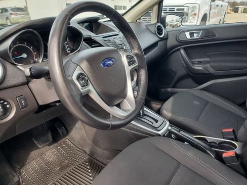 Used 2015 Ford Fiesta SE FWD image 10