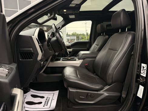 Used 2022 Ford F250 Lariat w/ Lariat Ultimate Package AWD/4WD image 18