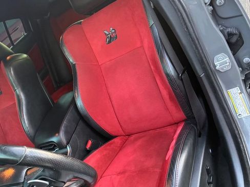 Used 2018 Dodge Charger R/T Scat Pack RWD image 25