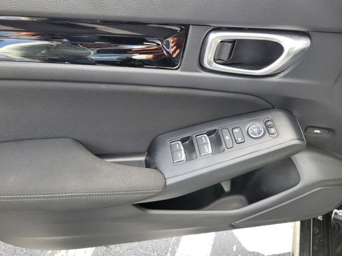 Used 2023 Honda Civic Sport image 14