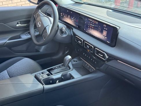 New 2026 Nissan Sentra SV w/ SV Convenience Package FWD image 7