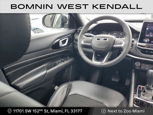 Used 2023 Jeep Compass Altitude image 14