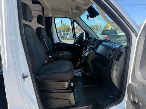Used 2023 RAM ProMaster 2500 image 27