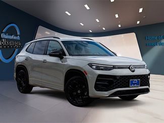 New 2026 Volkswagen Tiguan SE R-Line video 1