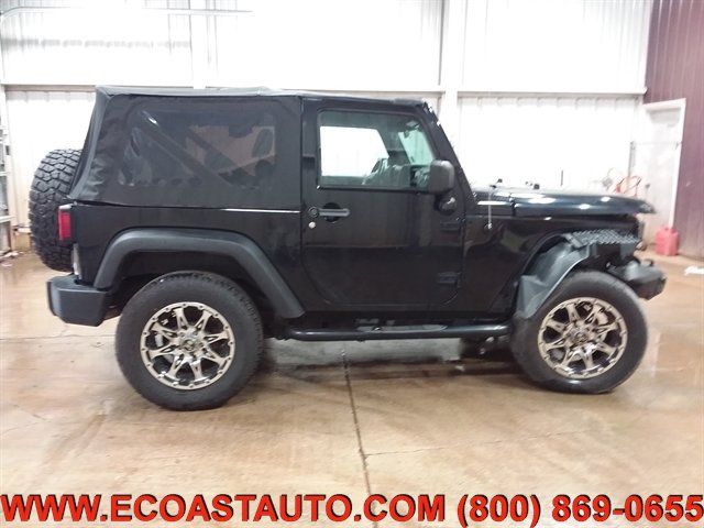 Used 2012 Jeep Wrangler Sport AWD/4WD image 3