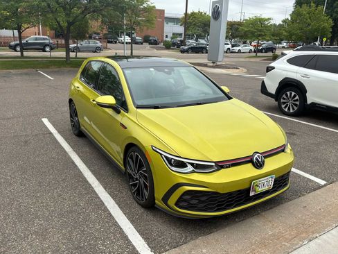 Certified 2022 Volkswagen GTI Autobahn FWD image 2