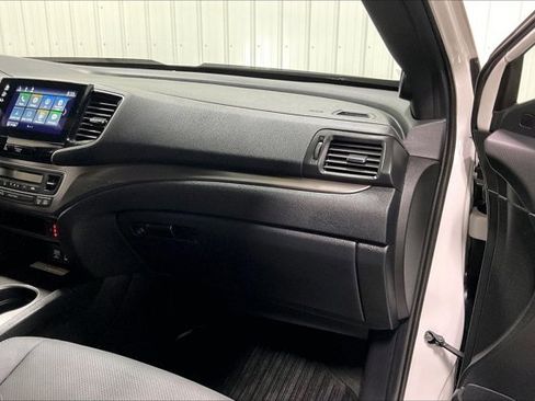 Used 2023 Honda Passport EX-L image 16