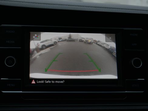 Used 2024 Volkswagen Jetta Sport image 27