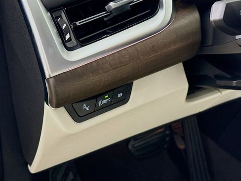 New 2026 BMW X1 xDrive28i image 10