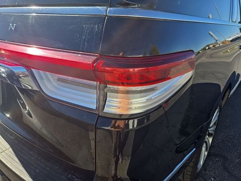 Used 2024 Lincoln Navigator L 4WD image 37