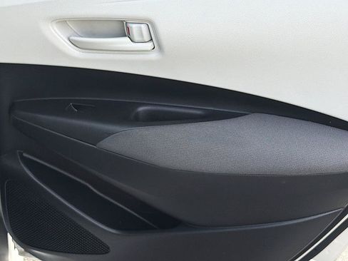 Used 2026 Toyota Corolla LE FWD image 23