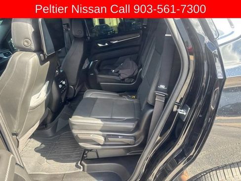 Used 2024 GMC Yukon Denali w/ Denali Reserve Package AWD/4WD image 17