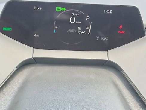 New 2026 Toyota Prius Plug-In Hybrid FWD image 13
