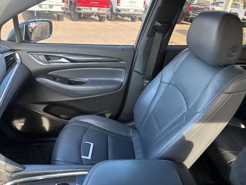 Used 2022 Buick Enclave Premium image 13