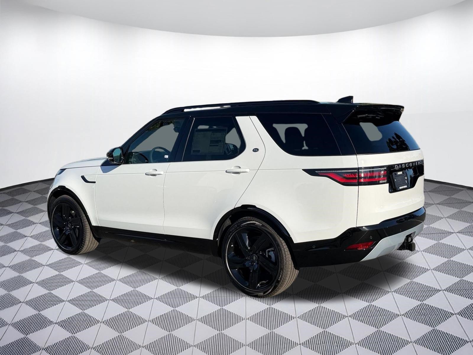 New 2026 Land Rover Discovery Limited Edition AWD/4WD image 3