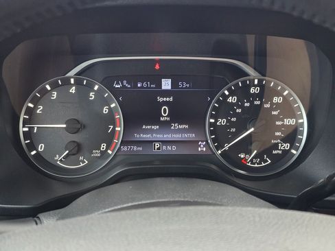 Used 2021 Nissan Titan SV w/ SV Convenience Package AWD/4WD image 26