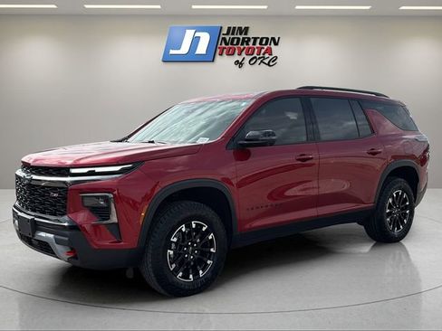 Used 2025 Chevrolet Traverse Z71 w/ Enhanced Driving Package AWD/4WD image 1