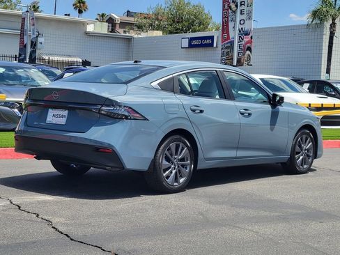 New 2026 Nissan Sentra SL w/ Floor Mat Package FWD image 2
