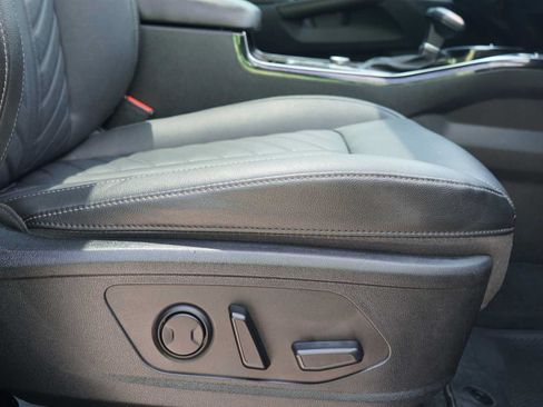 Certified 2024 Kia Sorento SX Prestige AWD/4WD image 27