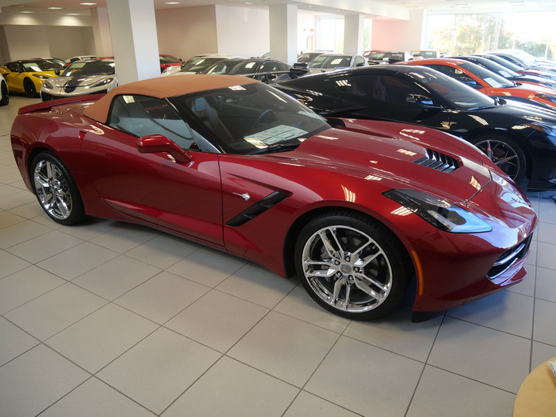Used 2015 Chevrolet Corvette Stingray Convertible w/ 2LT Preferred Equipment Group RWD image 3