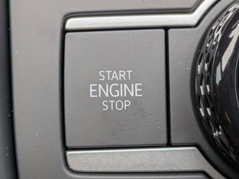 New 2026 Volkswagen Tiguan SE R-Line image 31