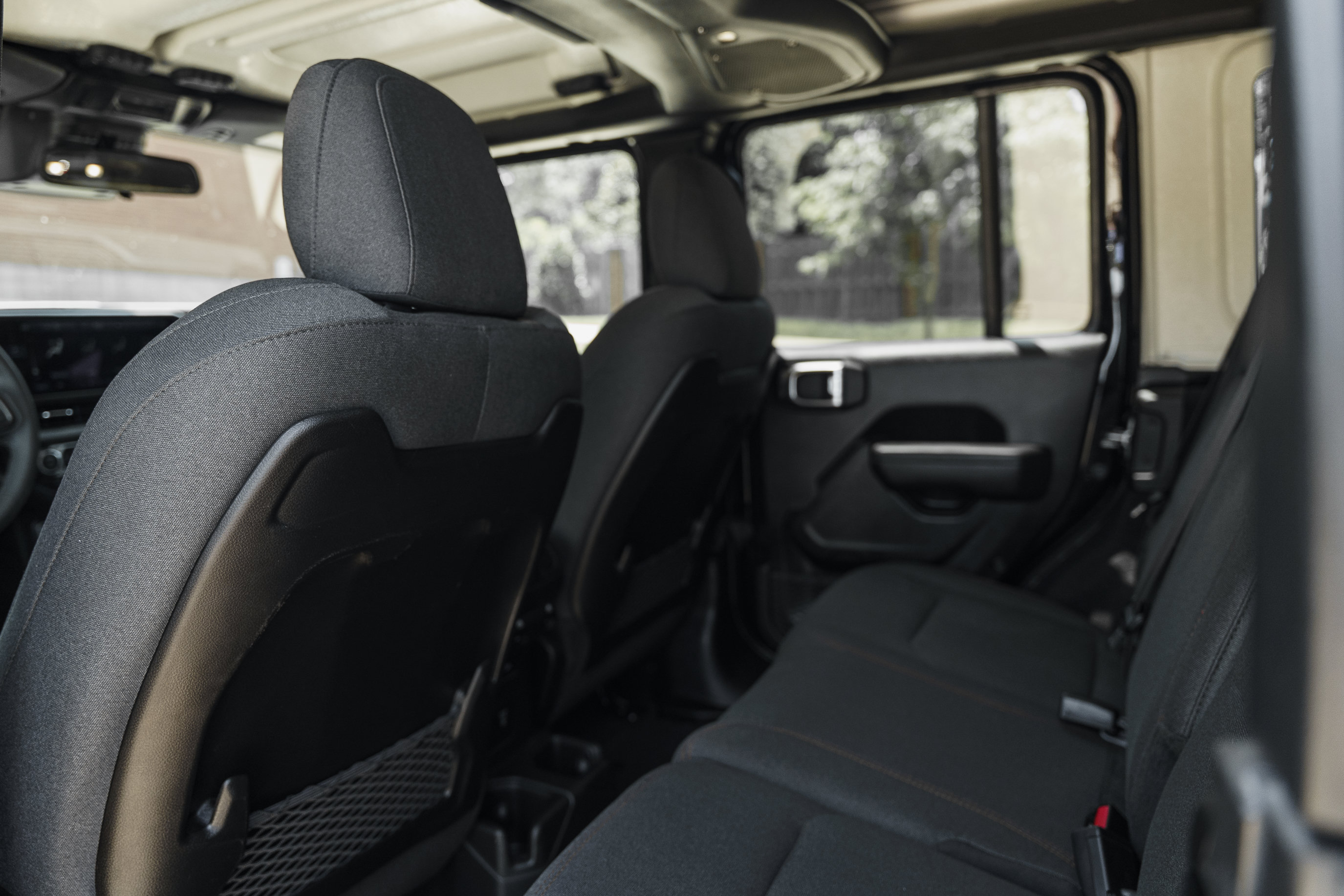 Used 2026 Jeep Wrangler Unlimited Rubicon AWD/4WD image 24