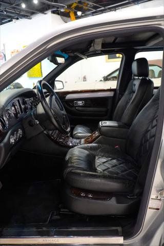 Used 2004 Bentley Arnage T RWD image 13