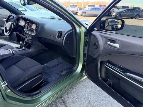 Used 2020 Dodge Charger Scat Pack RWD image 10