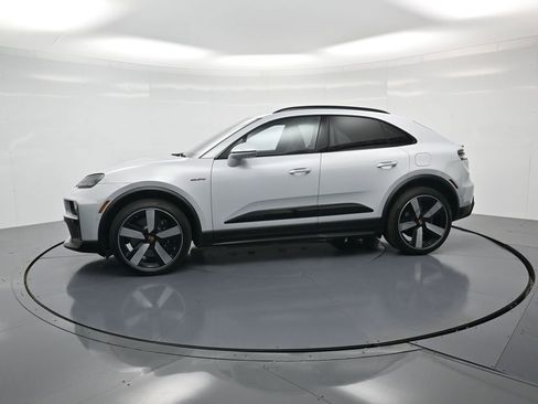 New 2026 Porsche Macan GTS Electric image 2