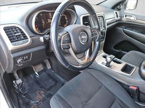 Used 2015 Jeep Grand Cherokee Laredo image 10